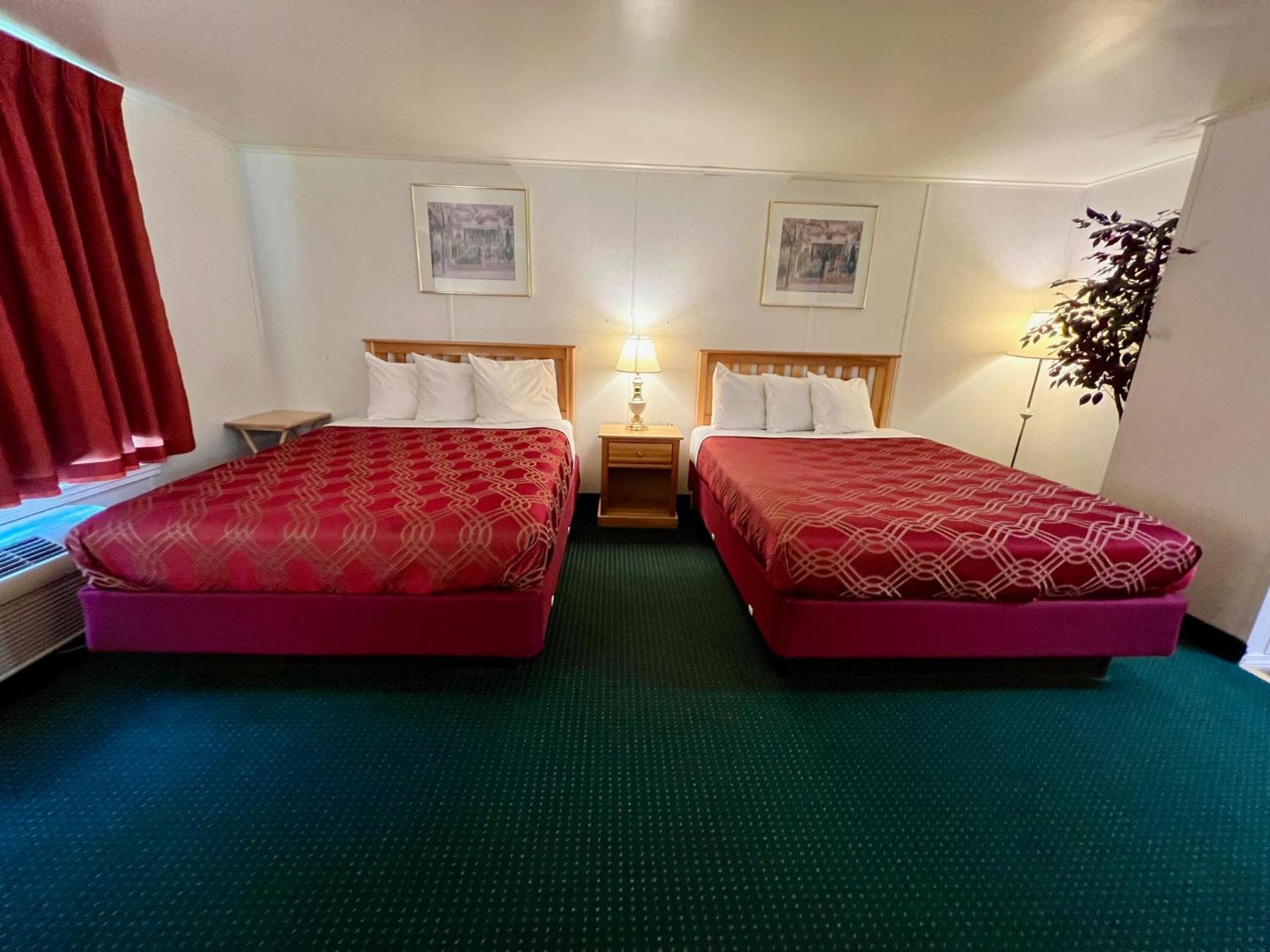 Rodeway Inn & Suites Brunswick Near Hwy 1 Dış mekan fotoğraf